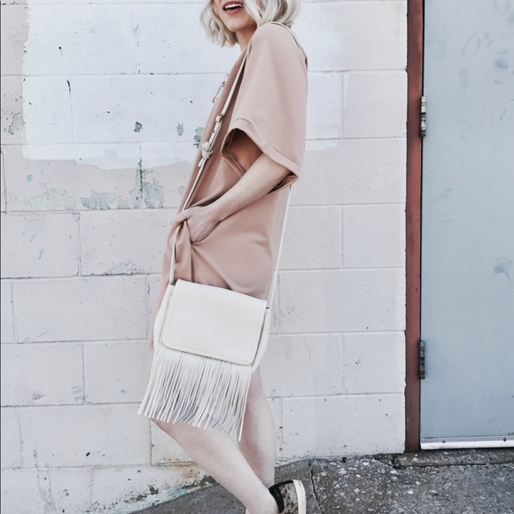 Blush oversized dress - Picture 3 of 3